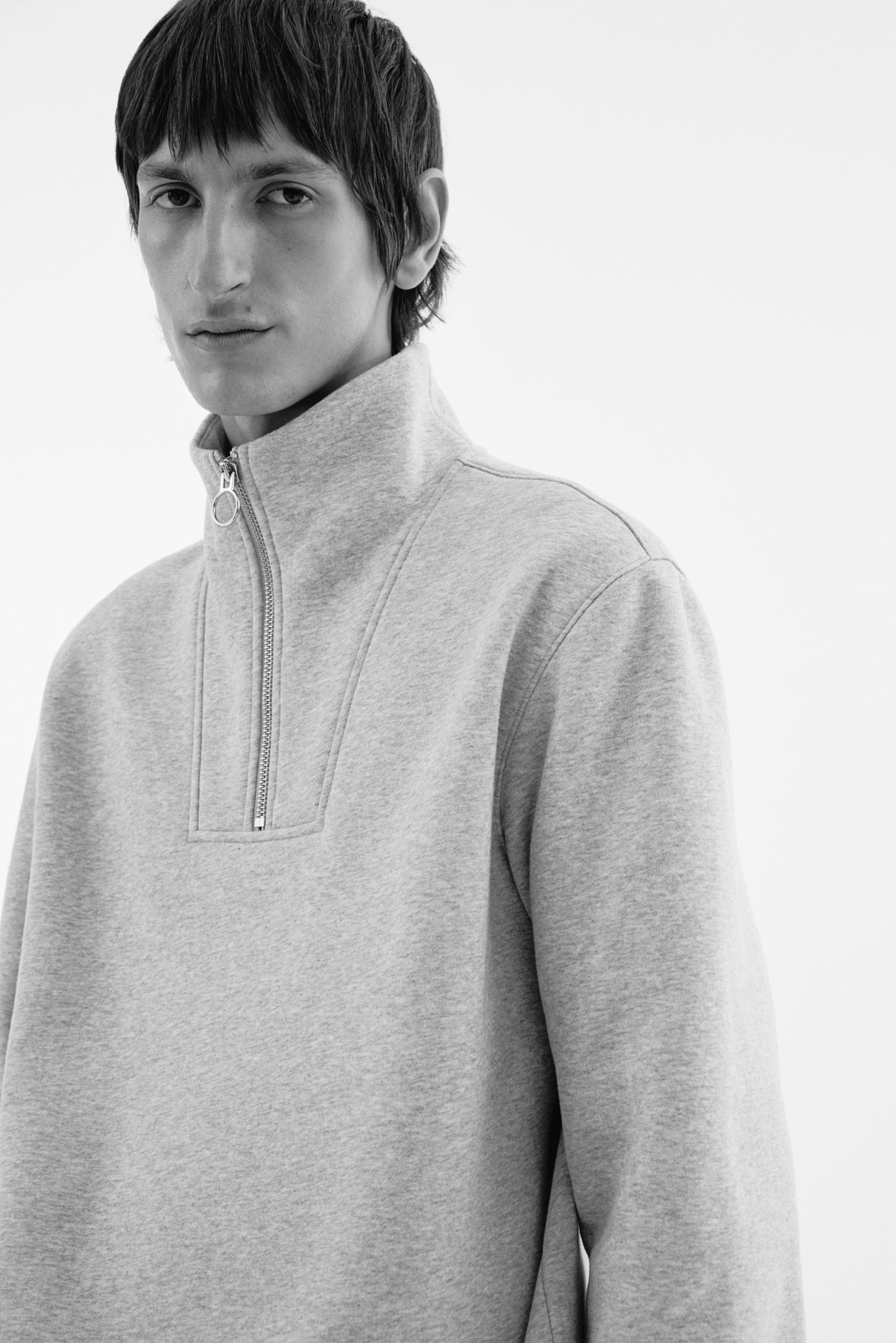 Zip-top sweatshirt